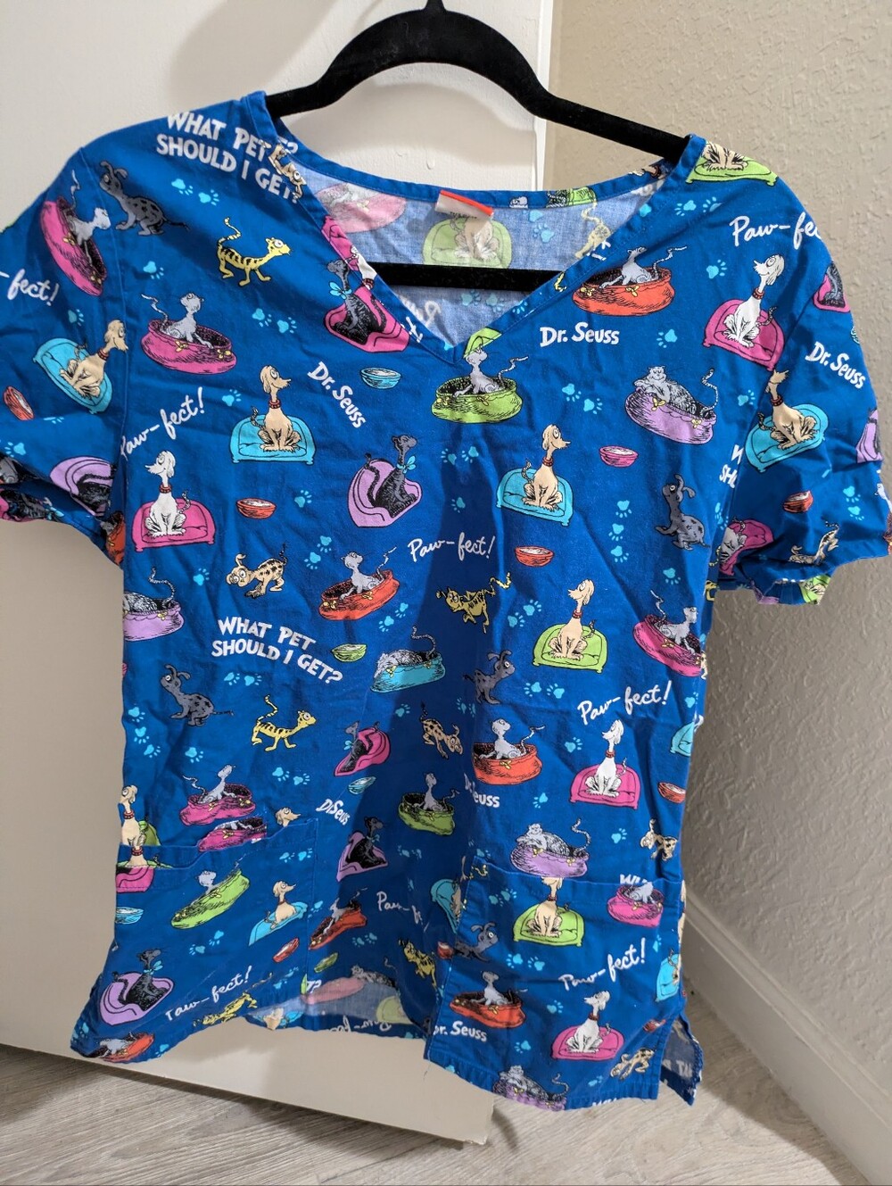 Dr. Seuss' Bright Blue Paw-Fect Scrub Top - Small